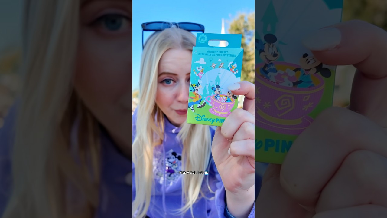 Best Day Ever Mystery Pins!🥳 #disney #disneypins #disneypintrading #disneyparks #disneygirl