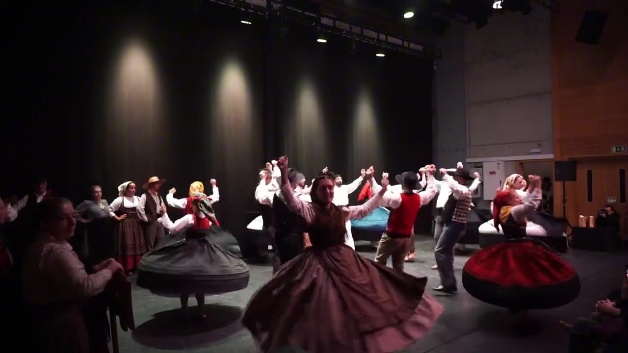 Grupo de Folclore das Terras da Nóbrega - Gala de Tradições - 20 anos do R. Tradicional de Cinfães