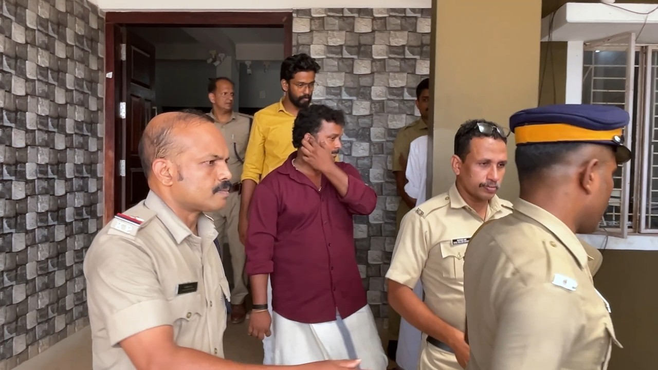 തോടന്നൂരിലെ കെ എസ് യു നേതാവിൻ്റെ വീടിന് നേരെയുണ്ടായ ബോംബേറ്; രണ്ട് സി പി എം പ്രവർത്തകർ അറസ്റ്റിൽ