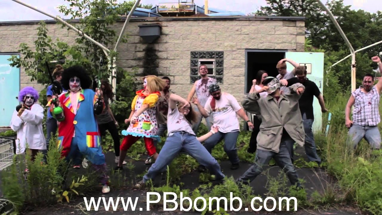 Clowns vs Zombies 3 clowning around (Paintball Explosion Clowns vs Zombies 3 10/13/2013)