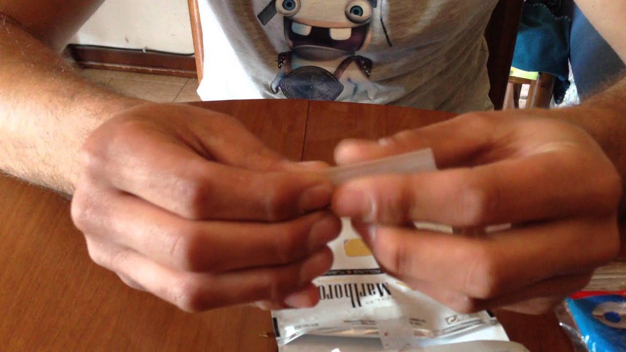 COME FARE SIGARETTE PERFETTE A MANO CON TABACCO E CARTINE (DRUM)