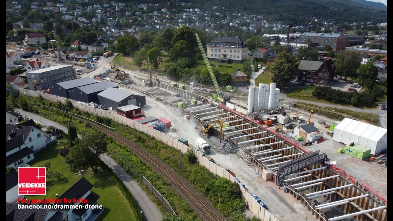 Fly med oss over anlegget - drone over Drammen