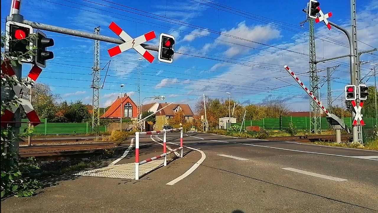 Bahnübergang Groß Gleidingen, Brinkstraße (#1)