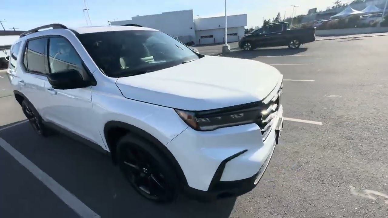 2023 Honda Pilot Black Edition Walk Around Video for Taylor