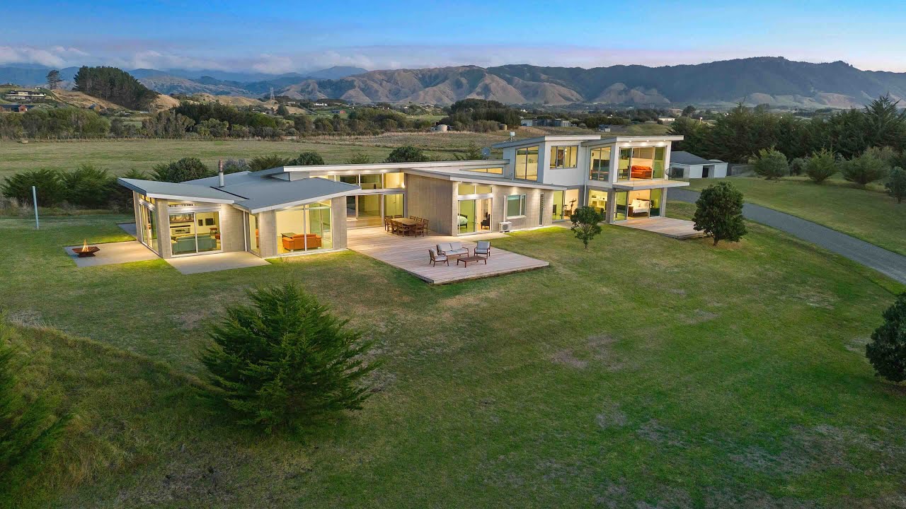 78 Sims Rd, Te Horo Beach