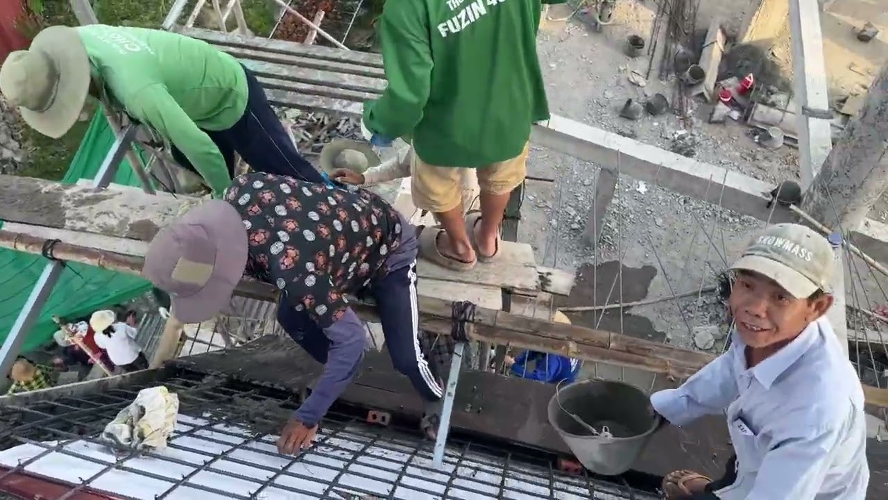 Đổ bê tông sàn xéo độ dốc quá lớn xây dựng tượng Phật 