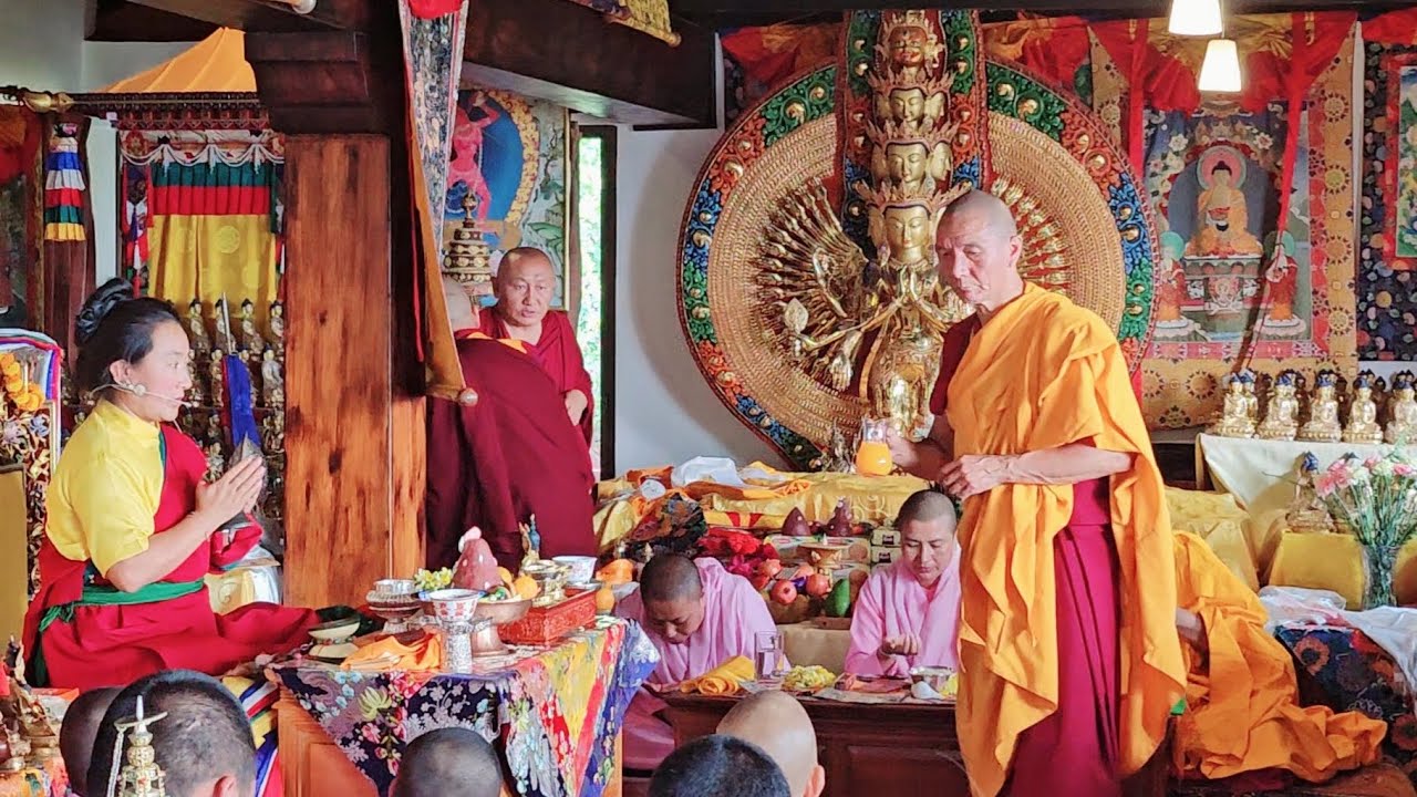 Khandro Tseringma Rinpoche 