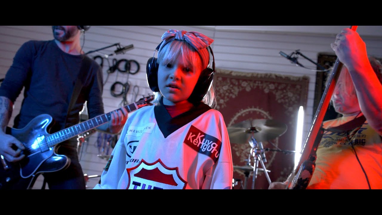 Kakkupojat & Elle: Pyyntö feat. Mark Bertenyi, Douglas Blair & TuTo 2011 juniorit