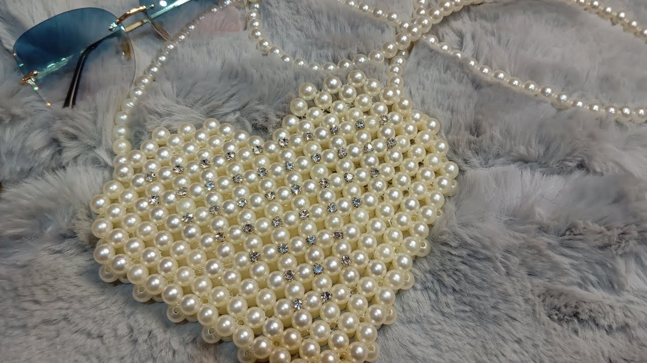 طريقة عمل شنطة قلب بالخرز للمبتدئين#شنط #How to make a heart  with Beadg#handmade  bag 