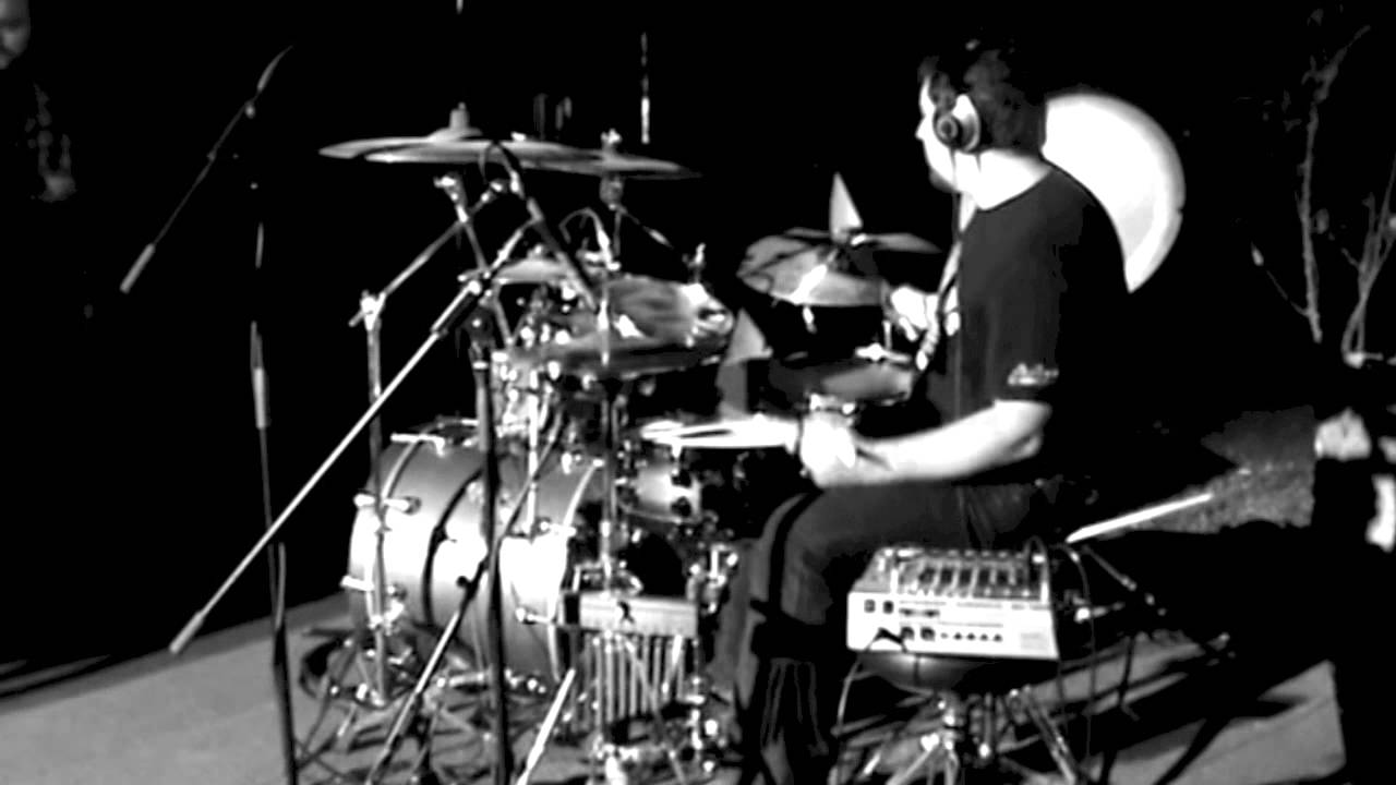 Motherphonic - Almost There (Level 42)