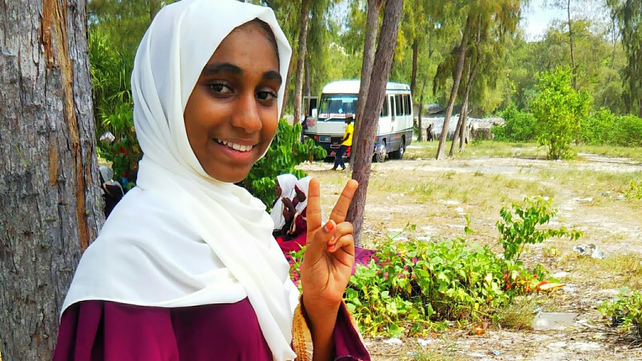 (QADIRIA) KINARA Aqaz Lady's na Zanzibar All Stars Wakae pembeni kwa hawa mabanati wa AT'AIFU