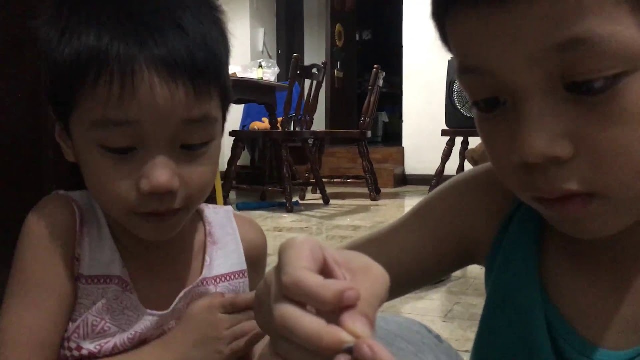 Team ZK Unboxing of Angry Birds Merchandise by Edukie