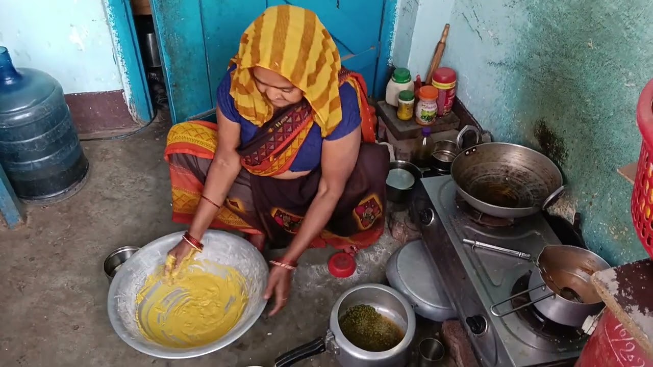 Sasu Maa Ko Khana Banana Par Raha Hai 😱 | Bihari Bhauji Vlog | Daily Village Life