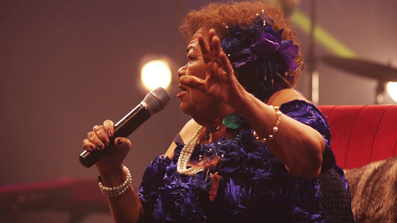 DONA ONETE - BANZEIRO (VÍDEO)