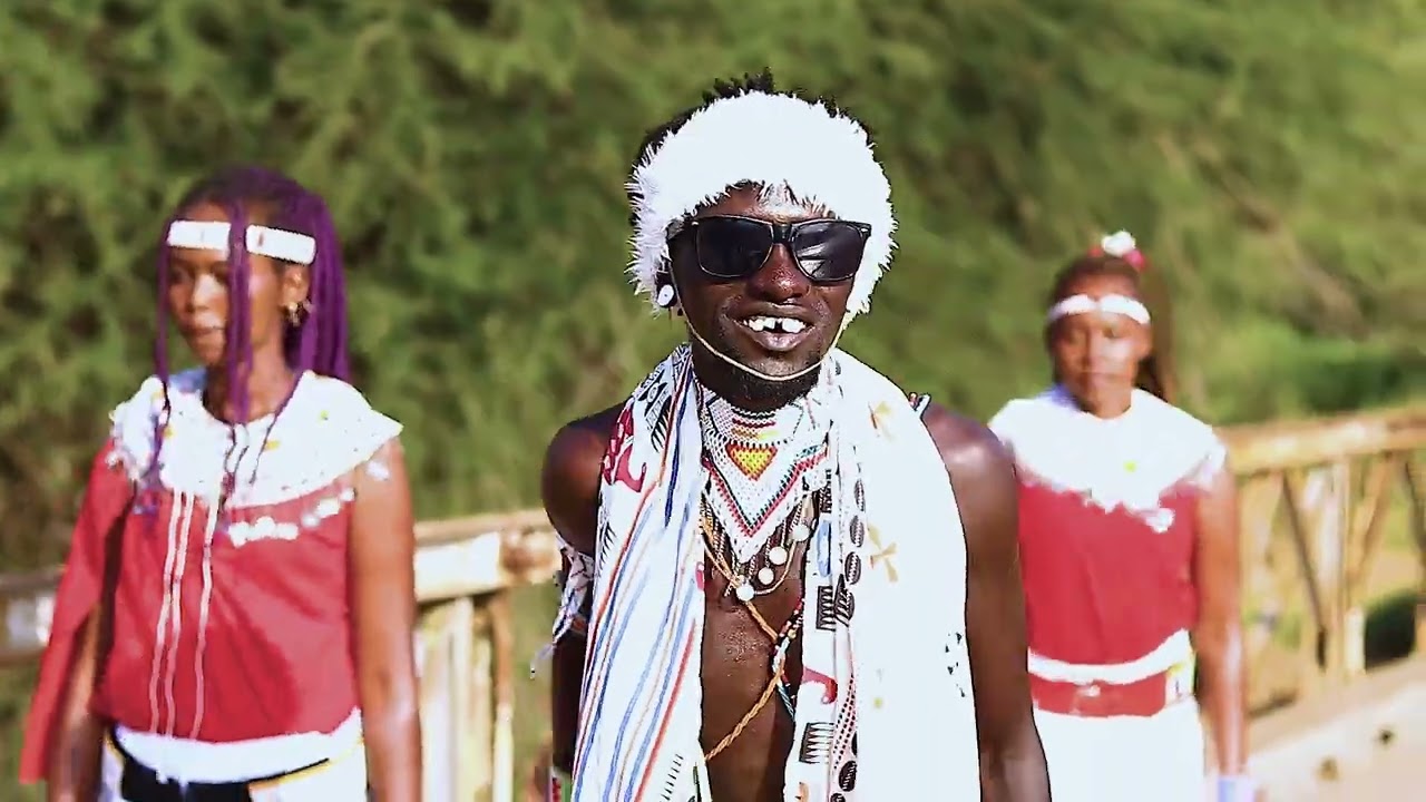 LENKAJI EMAA   RETO (OFFICIAL VIDEO)