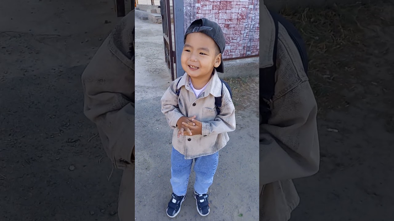 🇰🇿Waiting the kindergarten bus 4.09.2025 #qazaqstan #dimashkudaibergen #peaceandwar #music #singer