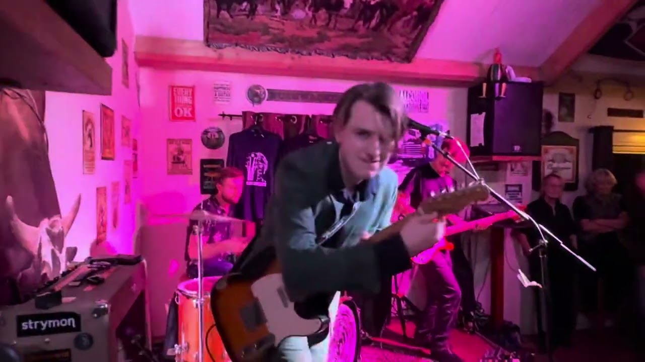 Meryn Bevelander Band