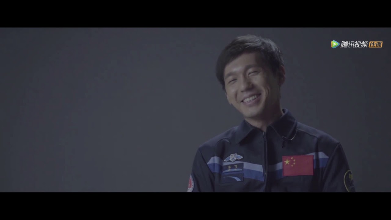 《银河补习班》腾讯独家纪录片 邓超片场数度落泪 与白宇演绎动人父子情
