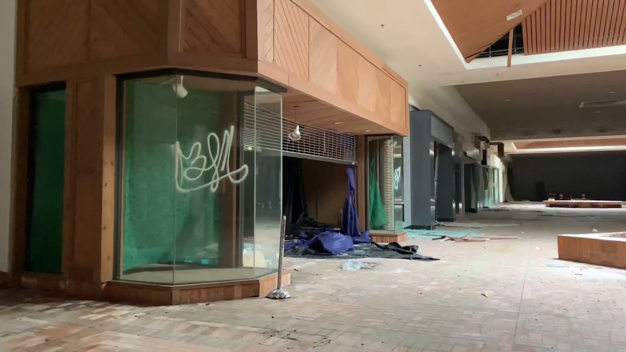 Abandoned Westland Mall Columbus, OH part 1 #deadmall