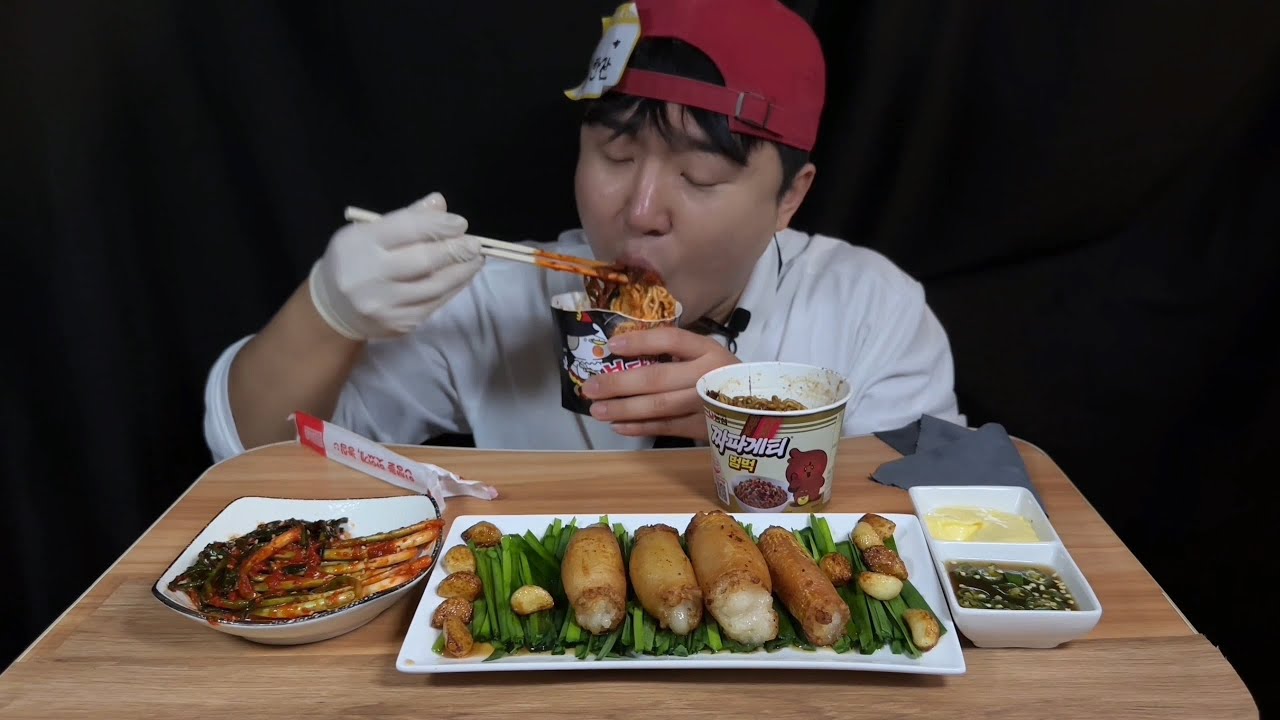 통대창이랑 불닭+짜파게티 먹방 | Spicy Buldak, Jjapagetti and Daechang Feast mukbang