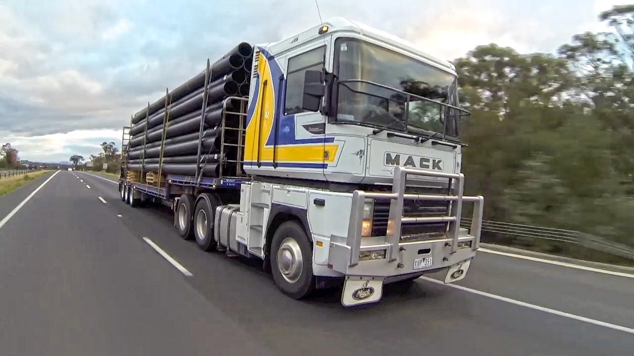 Aussie Trucks in Action 1