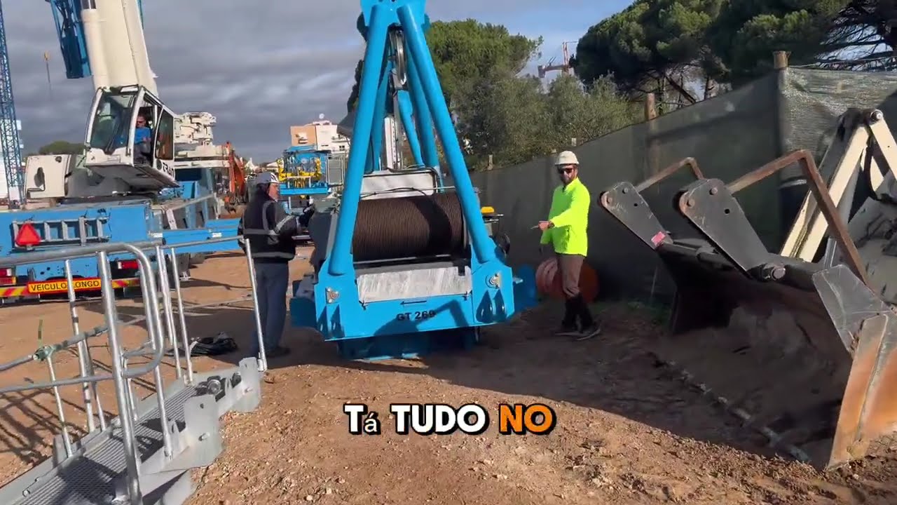 Montagem de uma grua comanza 2024