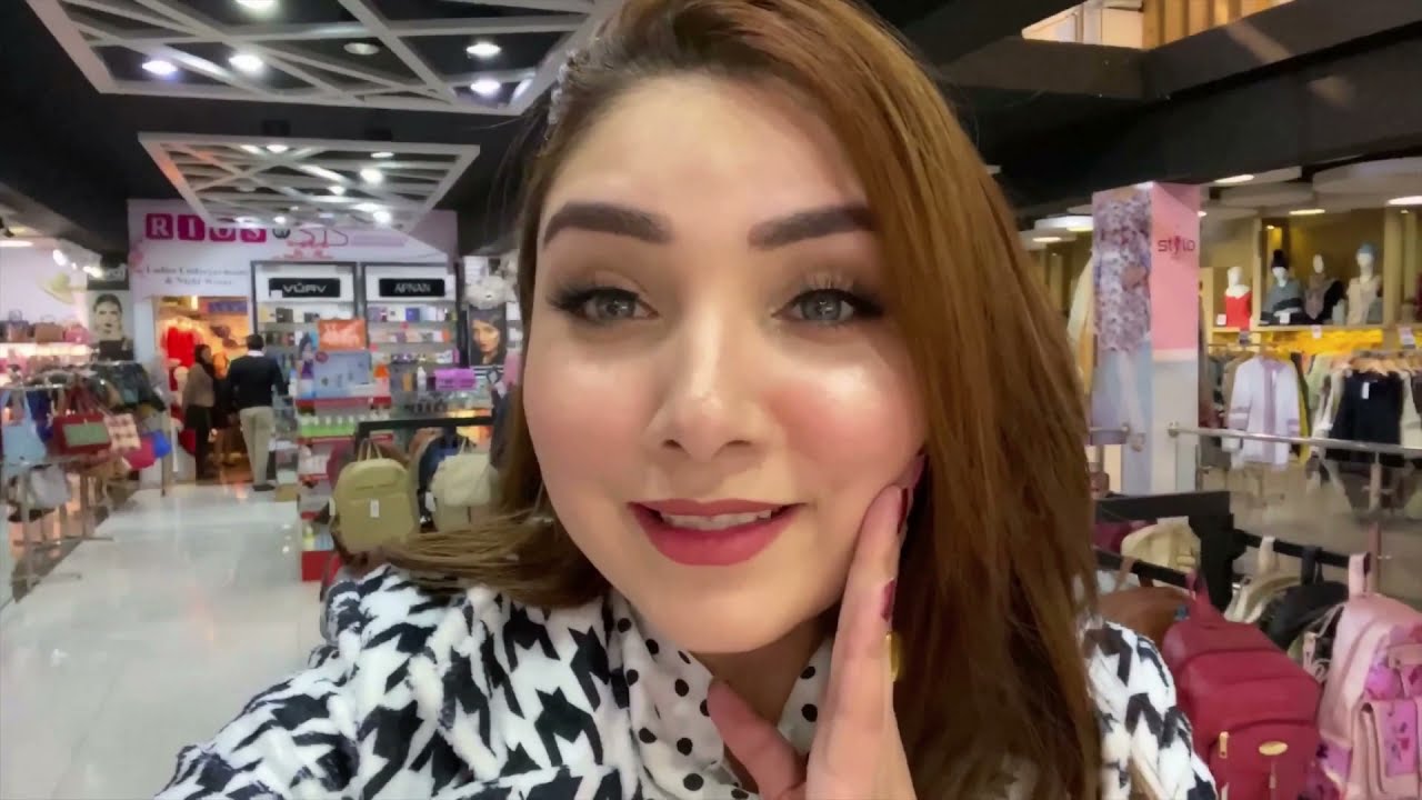 Cousin ki Shadi || Stylo Sale Stylo Me || What I Bought for Cousin ki Shendi??