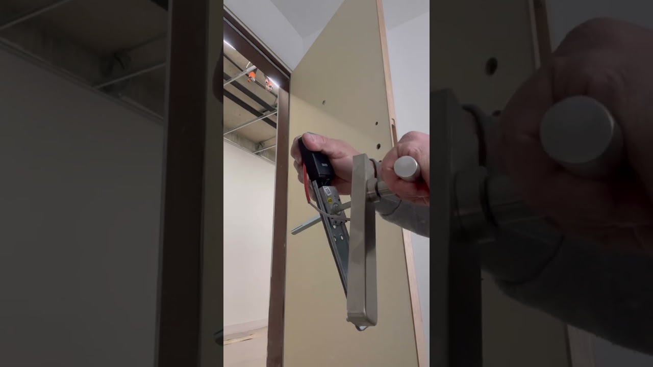 Installation d’une serrure SALTO