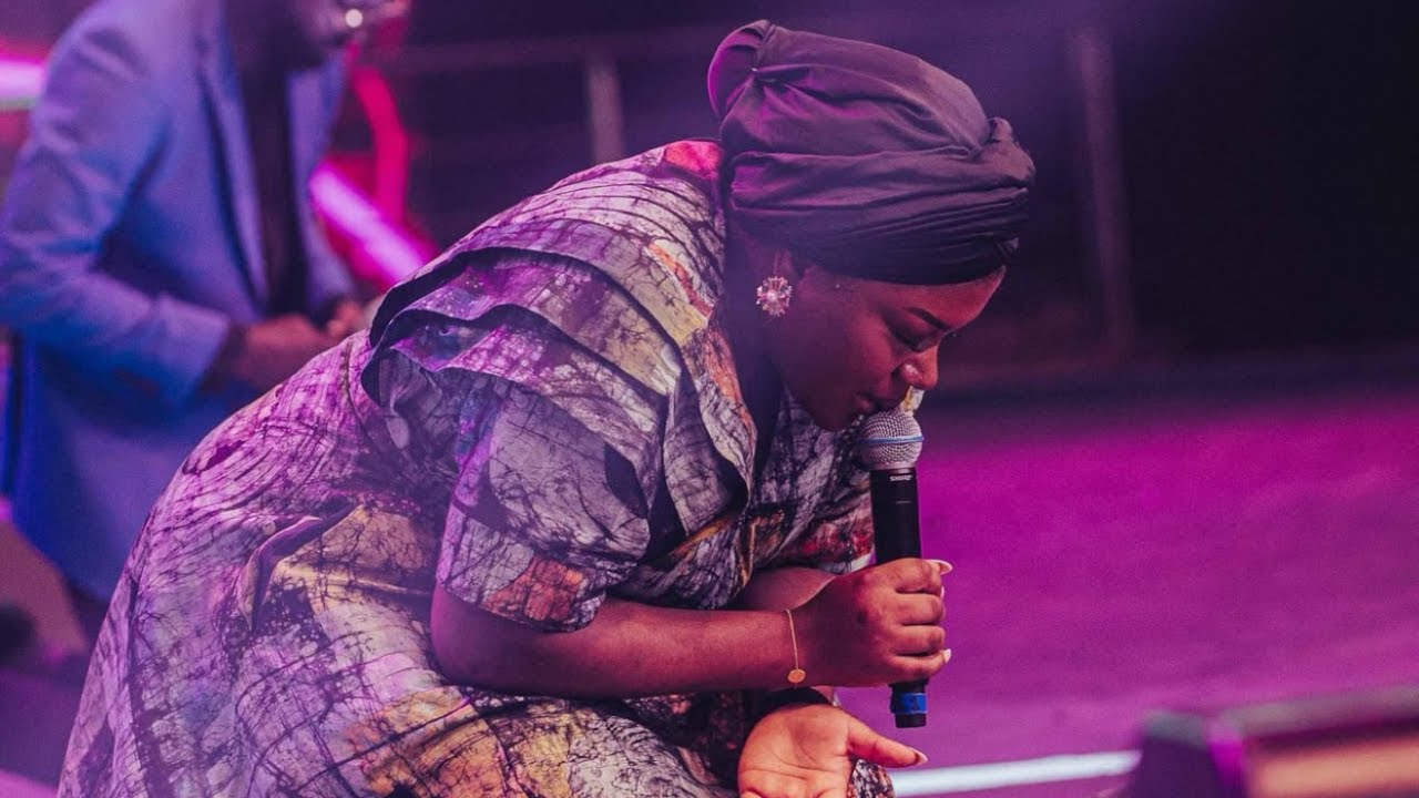 SUNMISOLA AGBEBI || 83 HOURS MARATHON MESSIAH'S PRAISE  || HALLELUJAH
