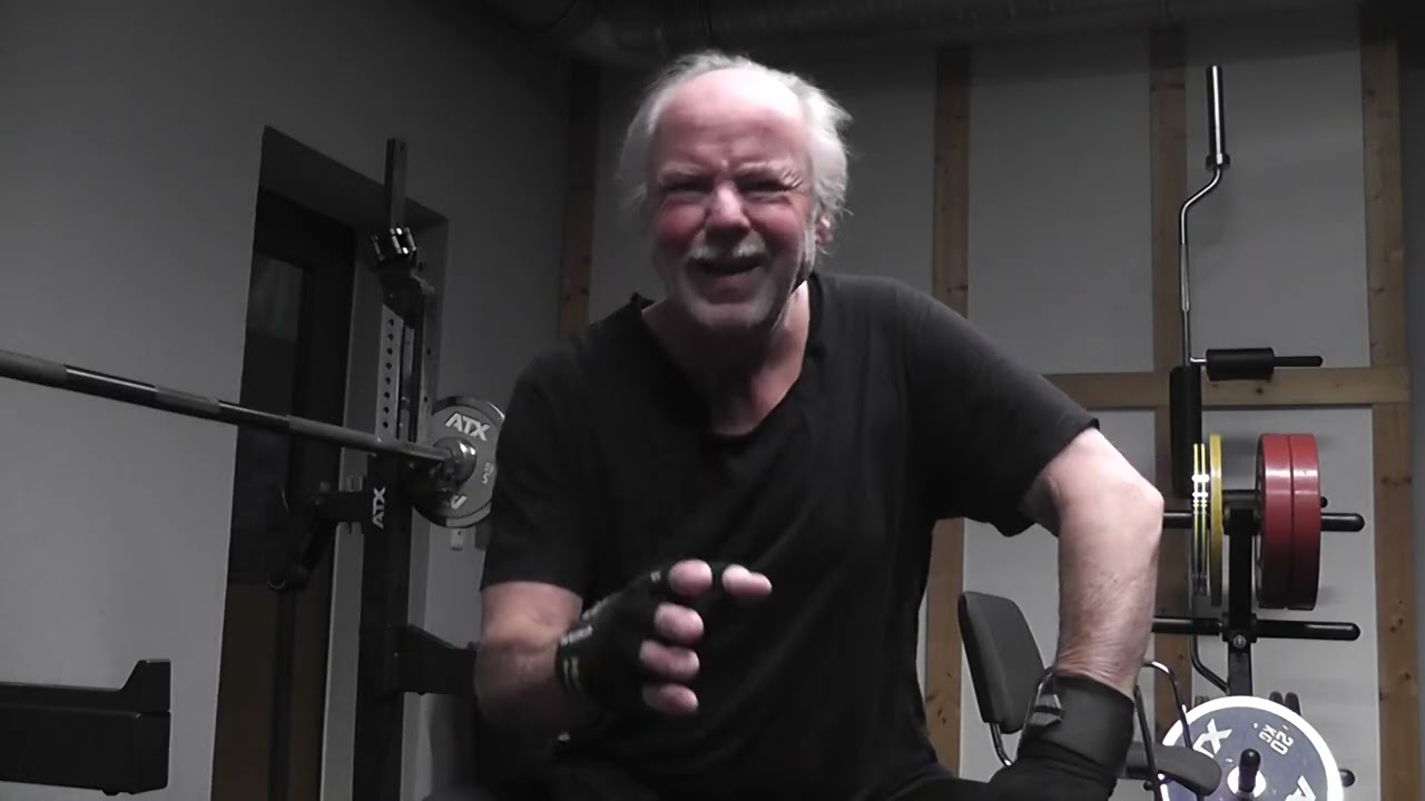 MOTORsport und im @Gym, um nachzudenken über diesen Un - Sinn.