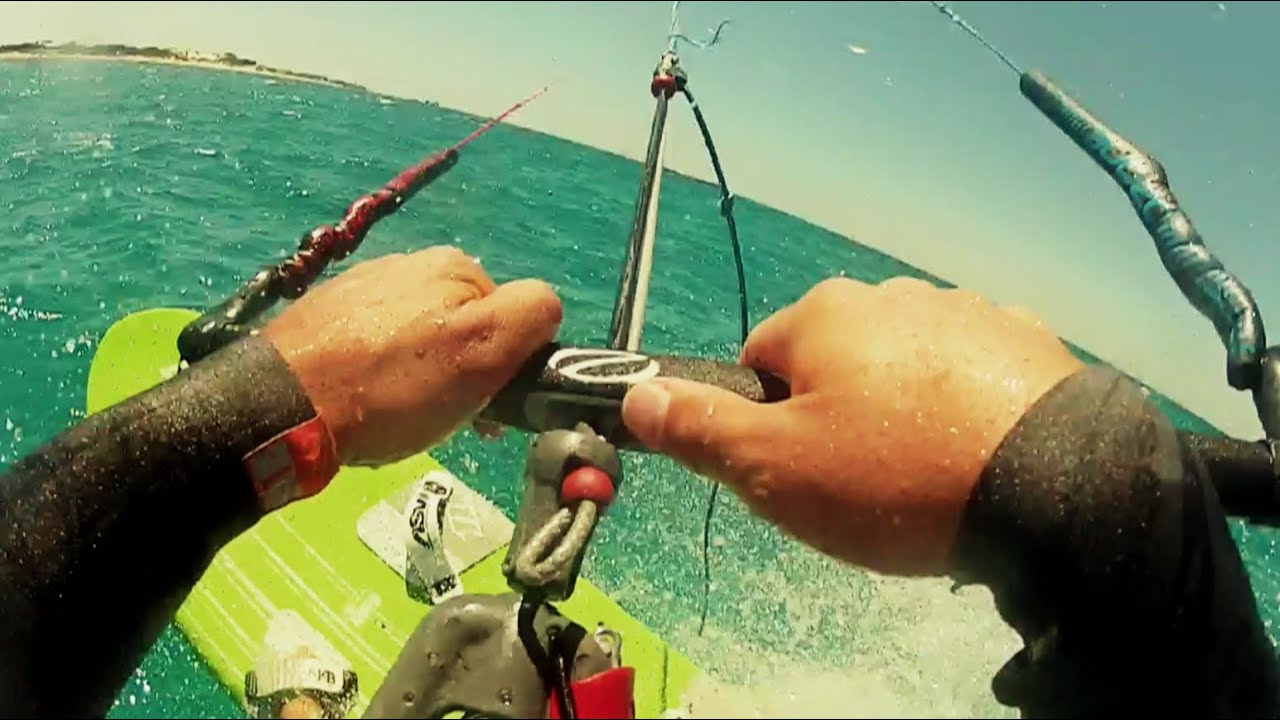 Australia's Longest Kitesurfing Race - Red Bull Lighthouse to Leighton 2012
