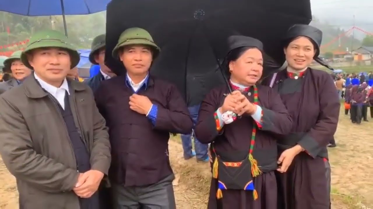 Ngày Hội lồng tồng của người Nùng Lạng Sơn đi Hội gặp nhau là giao lưu hát dân ca đối đáp hay lắm 