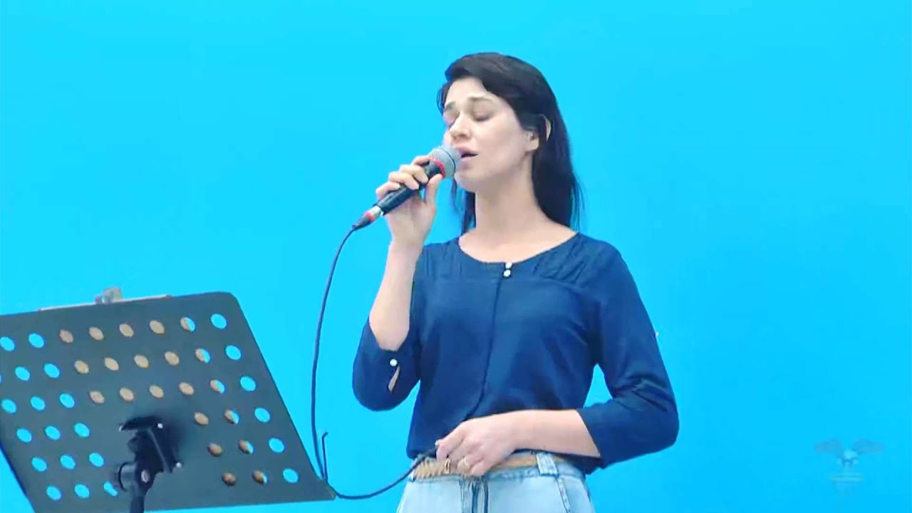Pés Descalços | Vivian | @tabernaculodafegoiania 