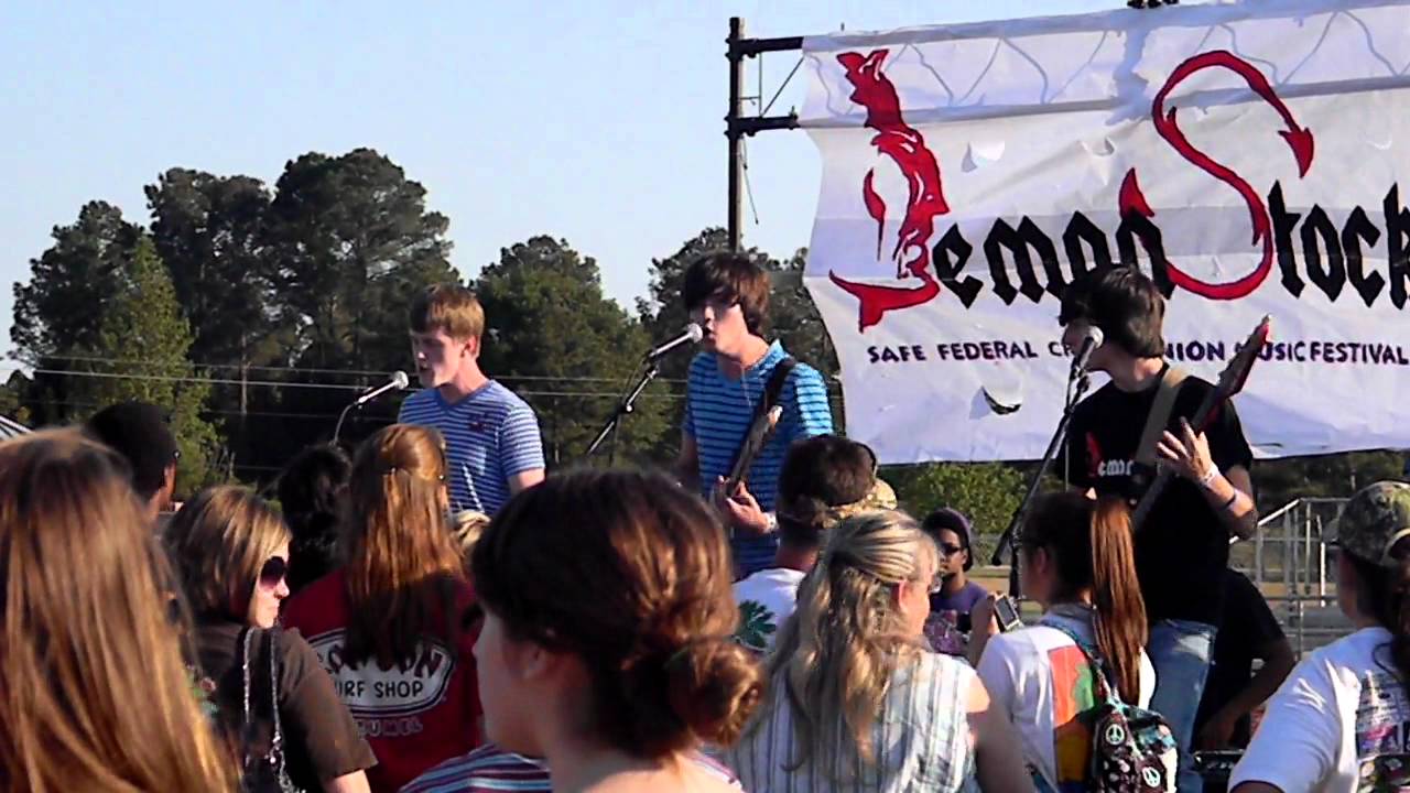 Lo-Ed - Cute Without the E Live at Demonstock