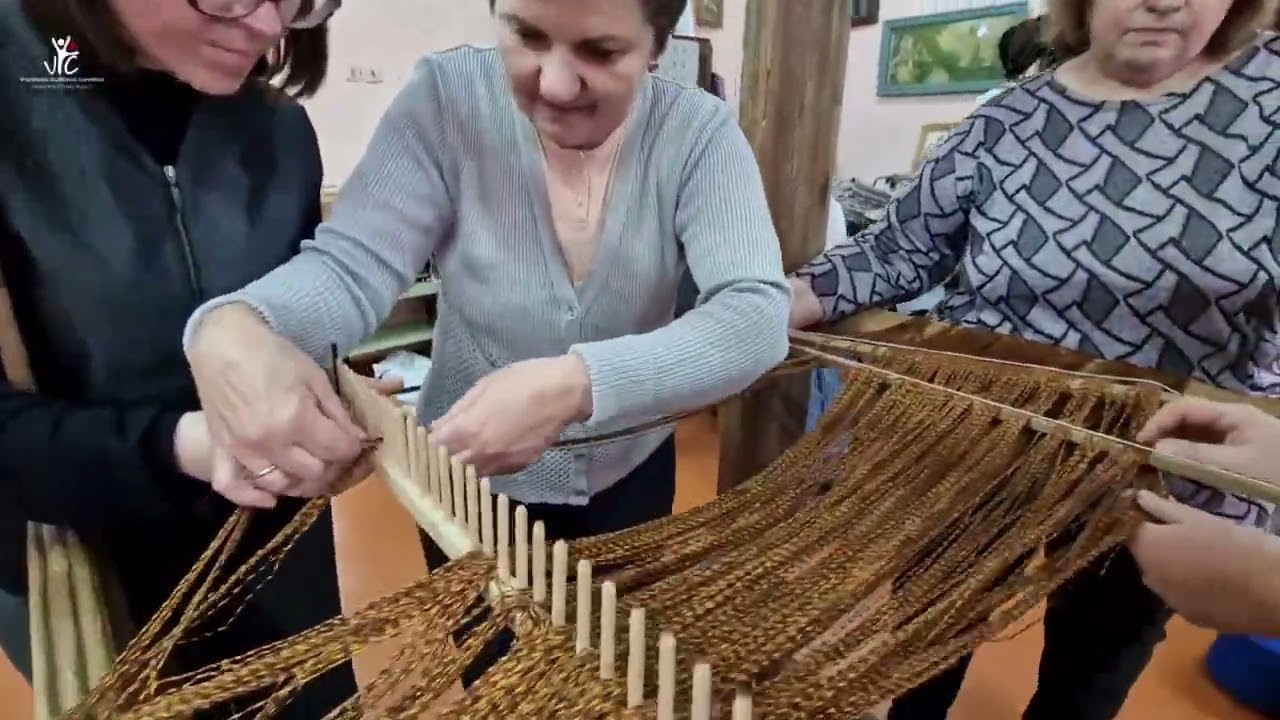 „Audžiame tradicijų raštus“ Varėnos rajone