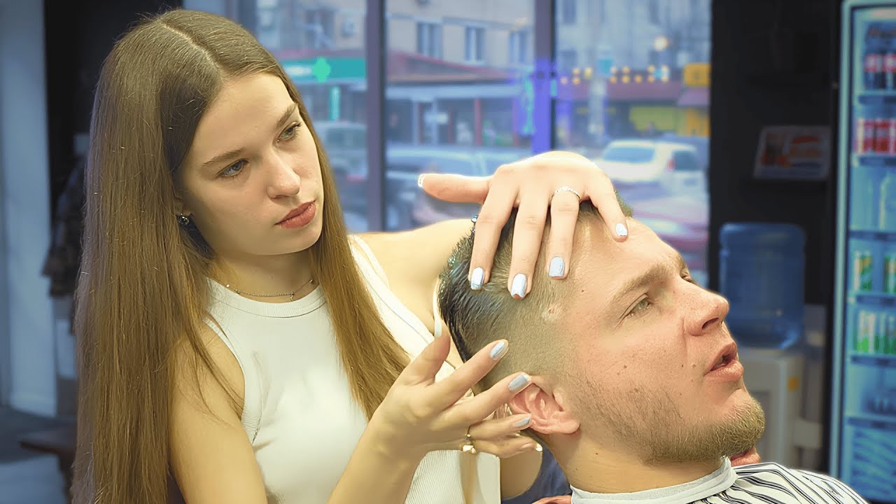 Клієнт Був Вражений від Такого Сервісу - Ретельна Стрижка та Корролівське Гоління