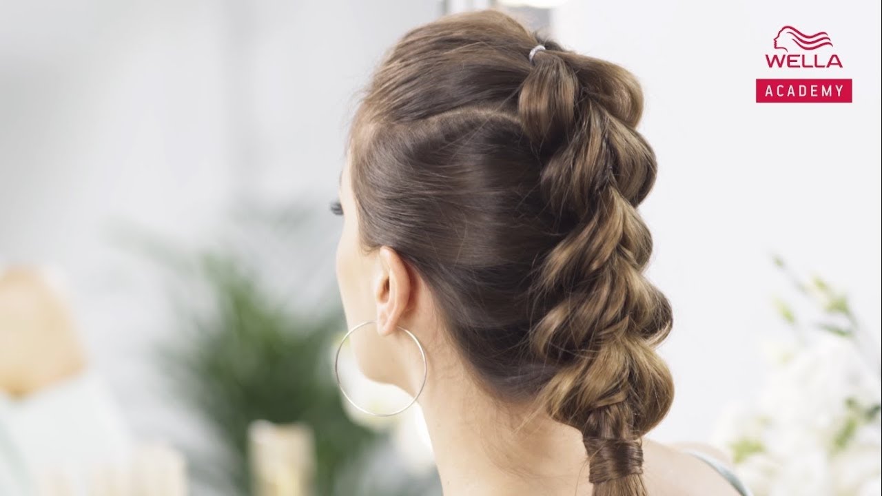 Jak zrobić warkocz z gumkami? Tutorial Hair Coach Wella Polska