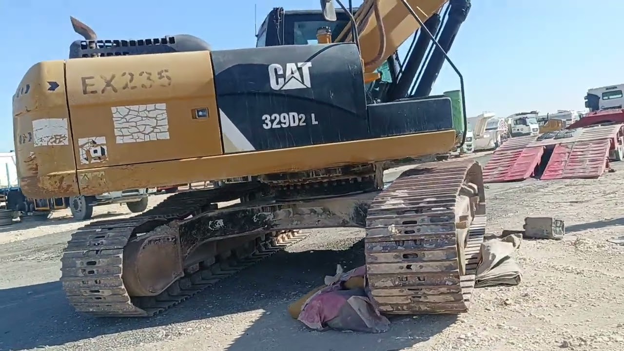 #UNLOADING EXCAVATOR 235