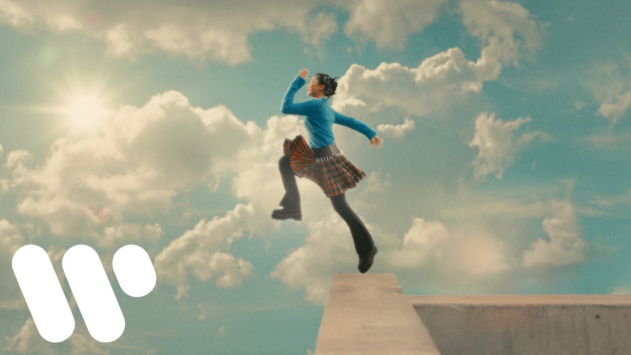 CONSTANCE 康堤 - 新人一樣 new kid on the block (Official Music Video)