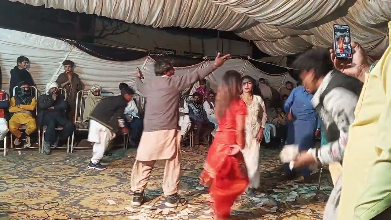 New mujra shadi program kot yar chiniot Malah productions Waseem malah 