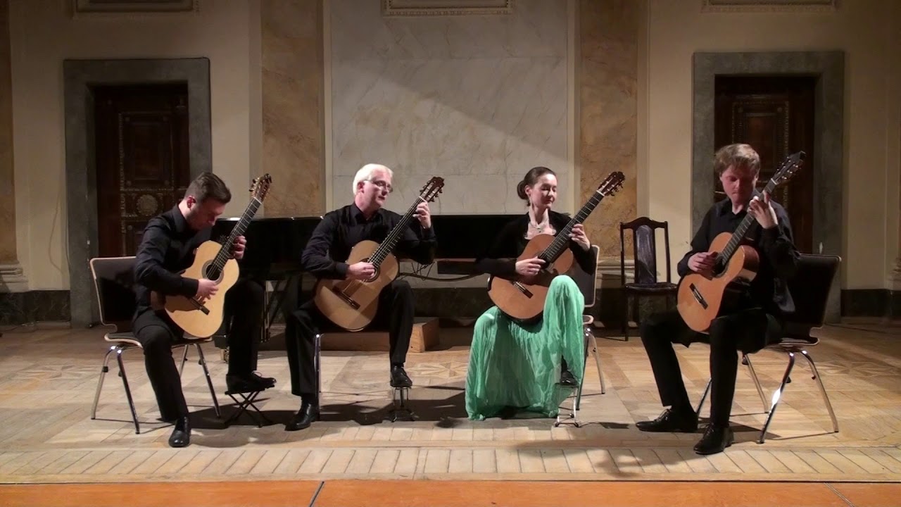 Cracow Guitar Quartet plays Reverie by Claude Debussy