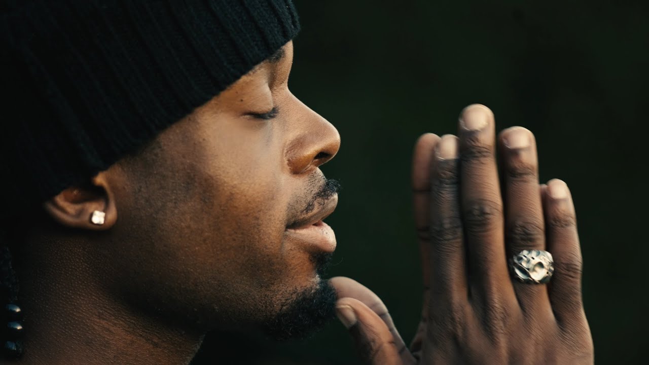 Jaywill - LES LÉGENDES MEURENT TÔT (Clip Officiel)