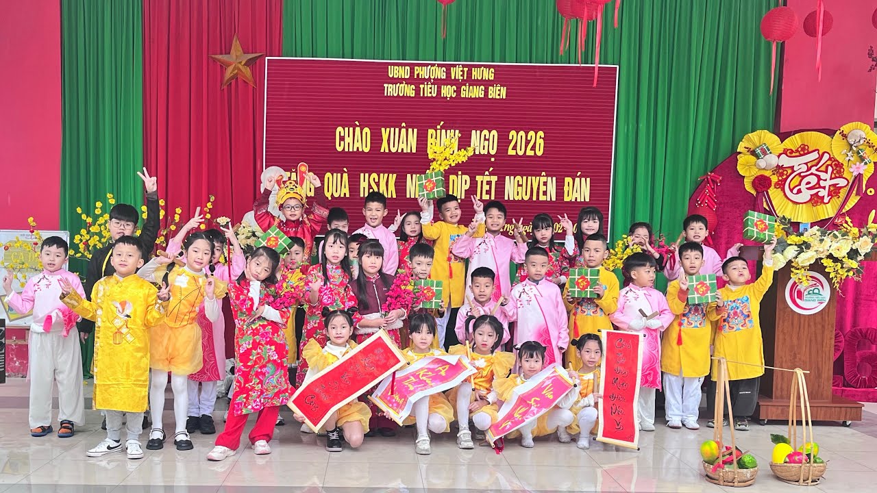 SẮC XUÂN RỘN RÀNG - 2A3 (25 - 26)