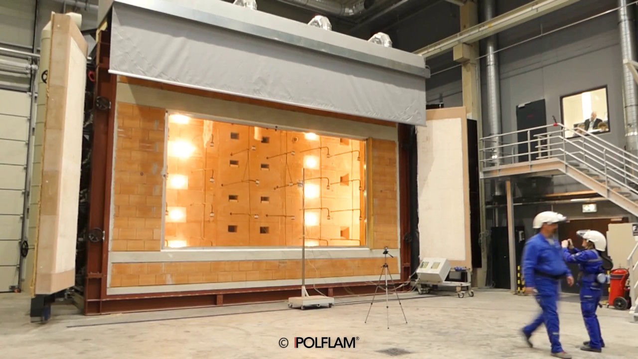 Feuerwirderstandspr&uuml;fung: POLFLAM&reg;-Brandschutzglas EI 30, ift Rosenheim