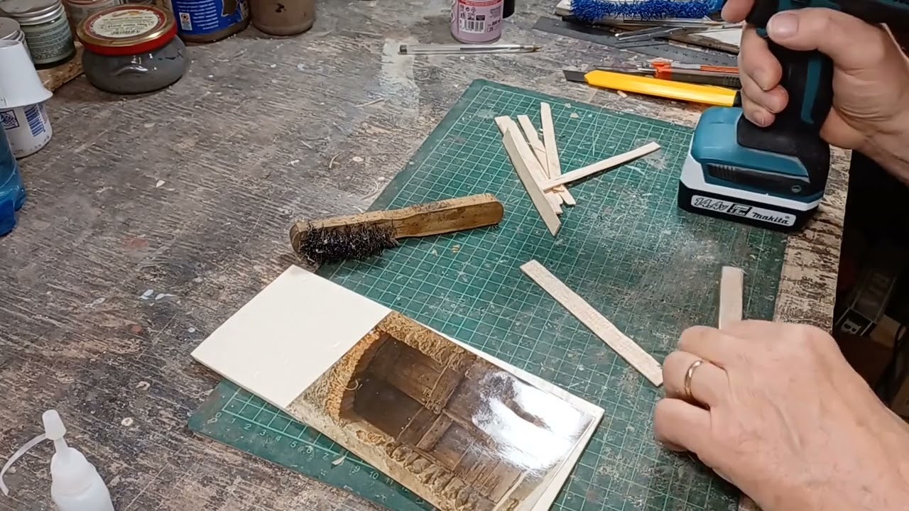 Come fare un portone in legno per presepe (parte 1)