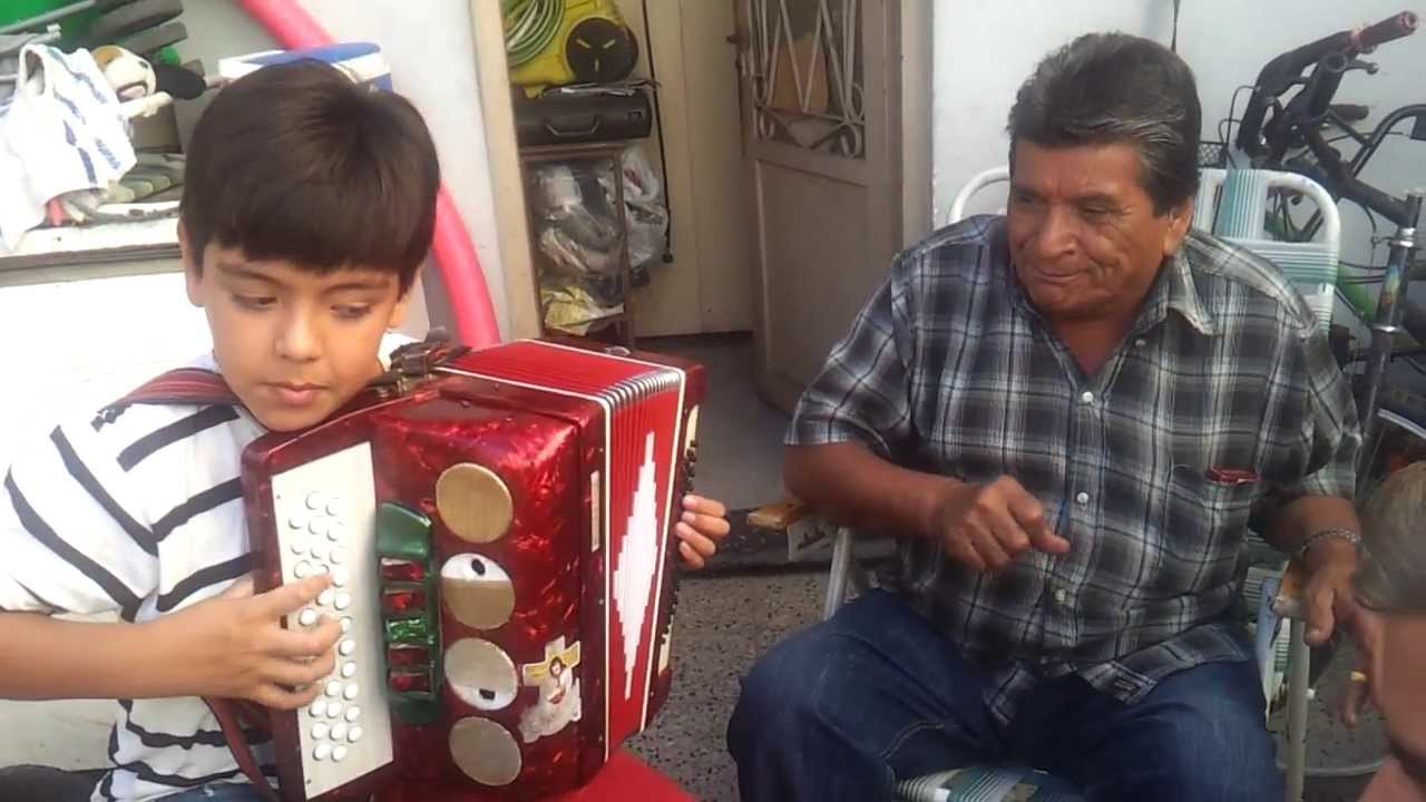 EMILIANITO LOPEZ TOCANDO 