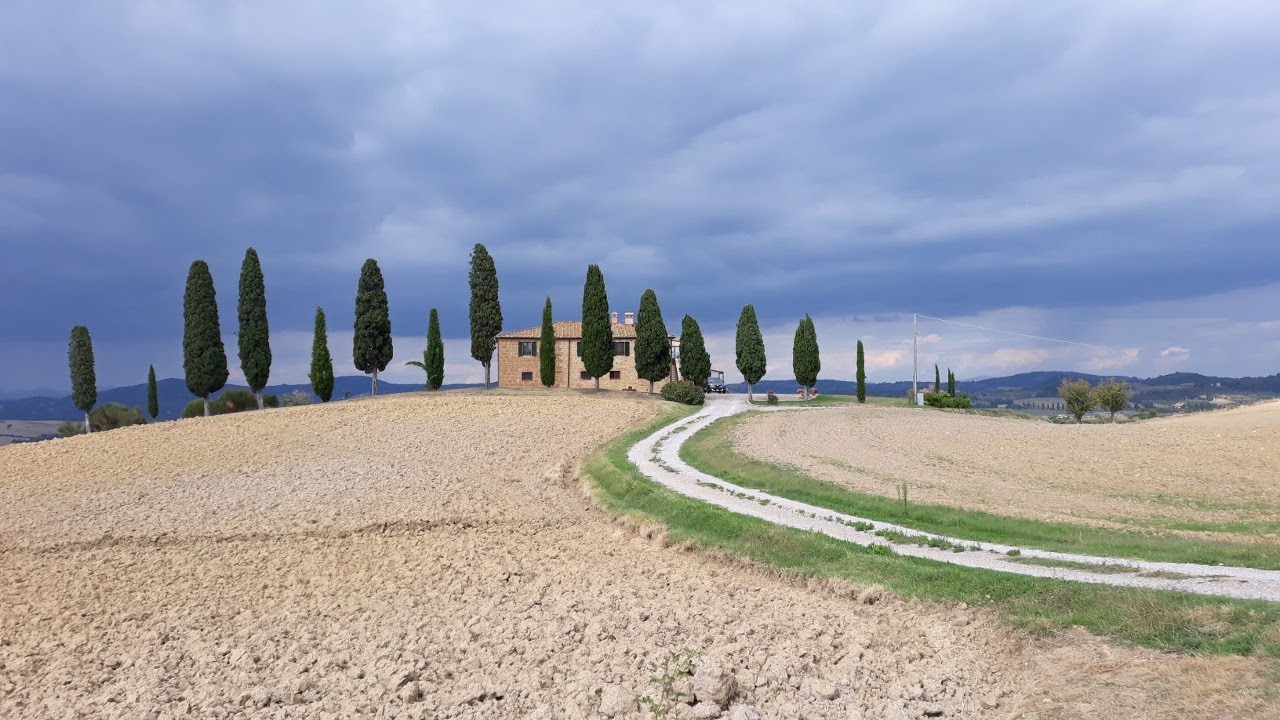 Toszk&aacute;na: 6. r&eacute;sz Montepulciano &eacute;s Pienza