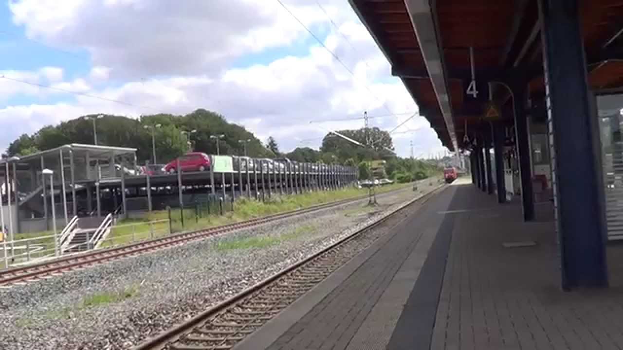 Durchfahrt des Soester Bahnhofs Traxx 185 055-1 mit g&uuml;terzug