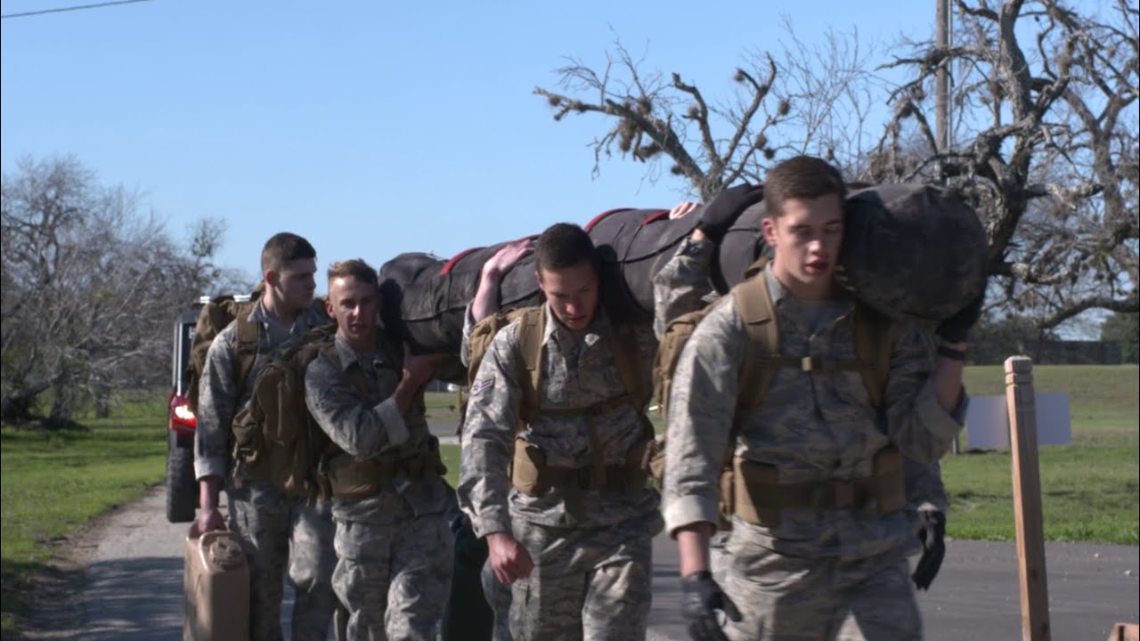Behind Special Warfare Training: Medical Professionals
