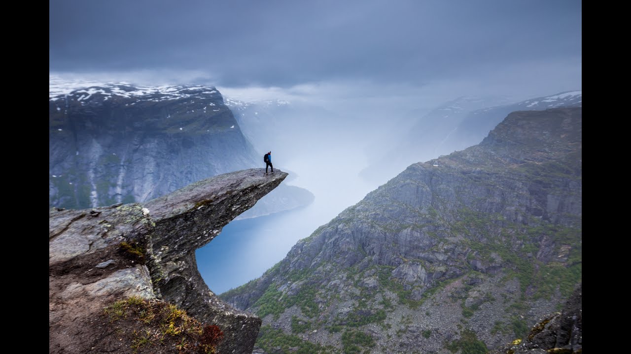 World's Scariest Selfie?   Trolltunga Norway Travel Vlog